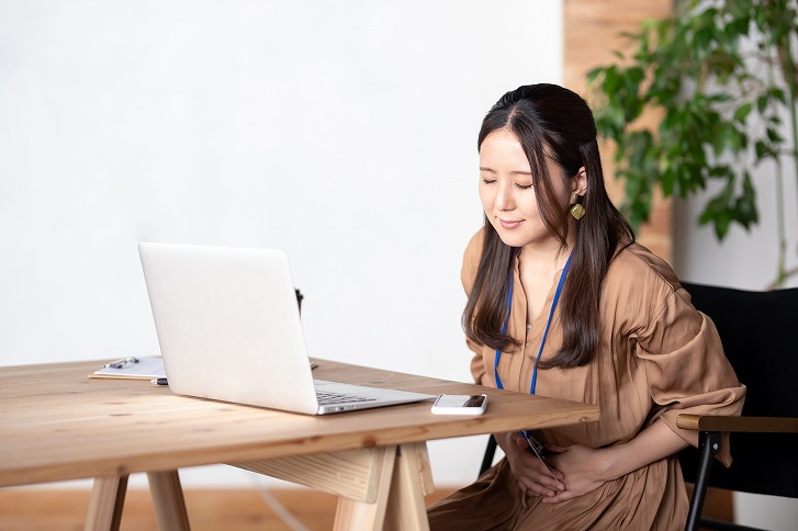 下腹部に痛みがあるときは何科に行けば良い？